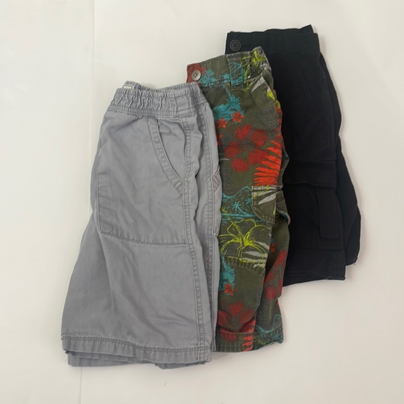 Boy 3 pack of shorts - Picture 1 of 11